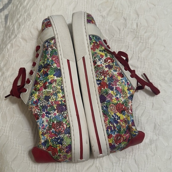 Brighton Blooms Floral Women Lace up Leather Sneakers 5M Brazil - Picture 4 of 11